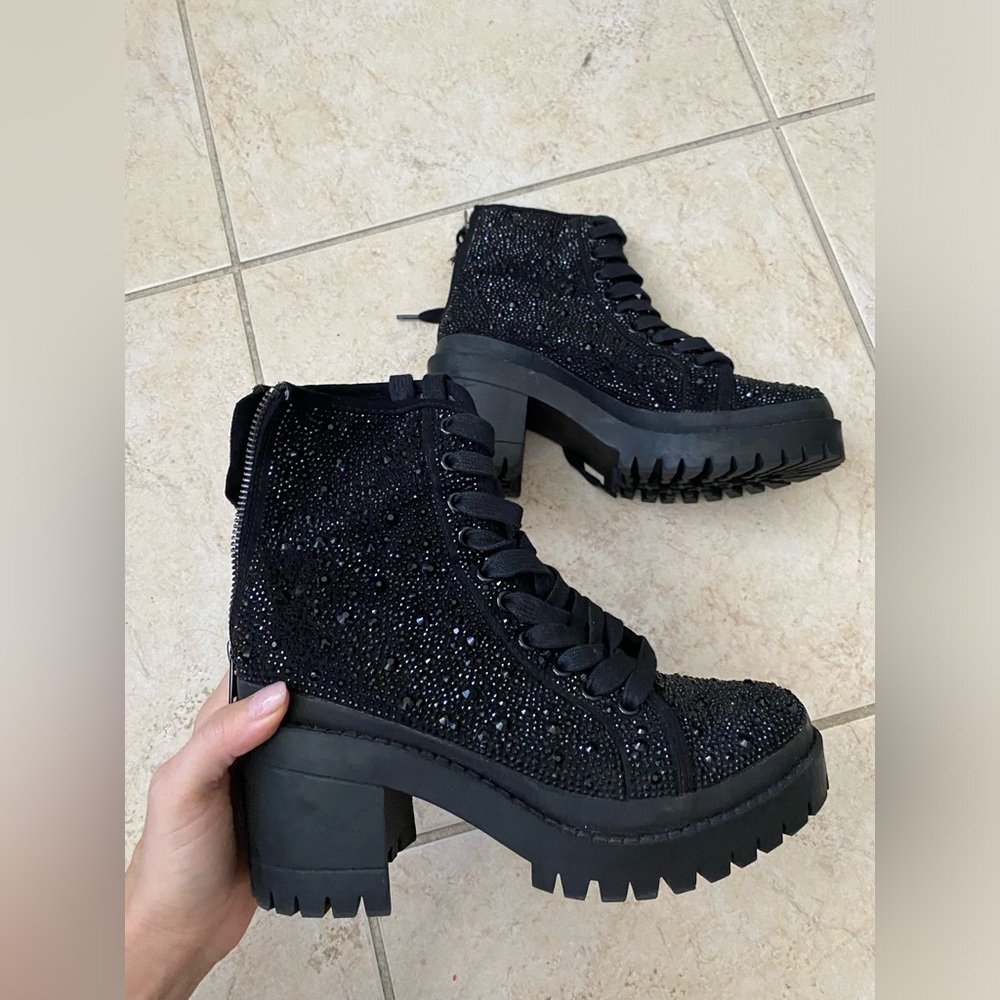 Steve Madden Rhine stoned boots